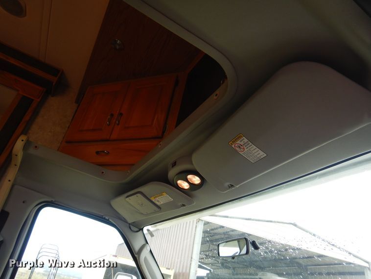 image for item IP9352 2005 Holiday Rambler Atlantis  RV