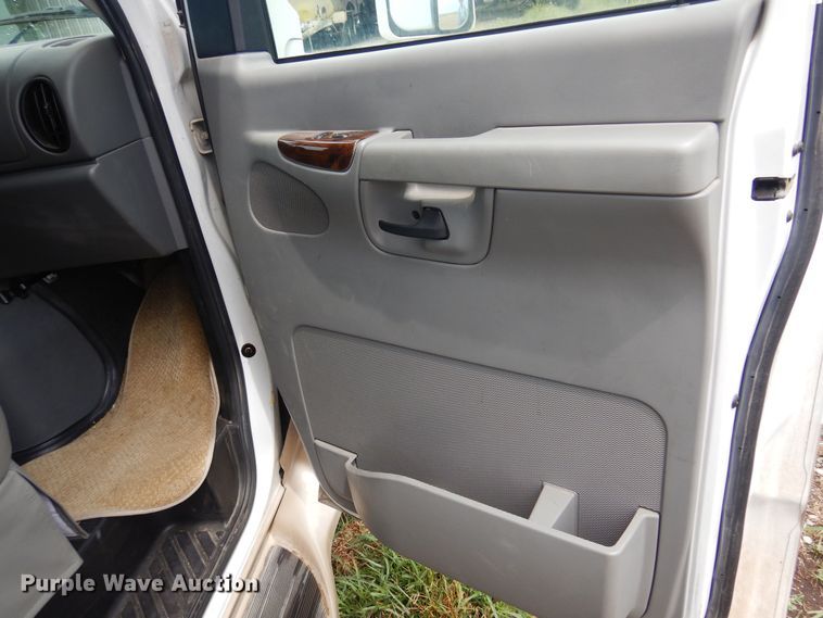 image for item IP9352 2005 Holiday Rambler Atlantis  RV