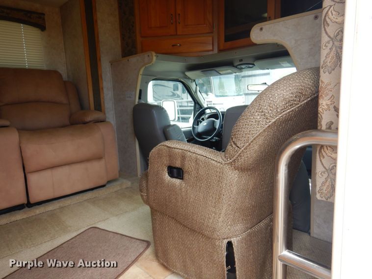 image for item IP9352 2005 Holiday Rambler Atlantis  RV