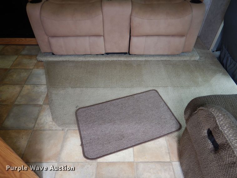 image for item IP9352 2005 Holiday Rambler Atlantis  RV