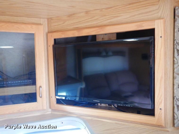 image for item IP9352 2005 Holiday Rambler Atlantis  RV