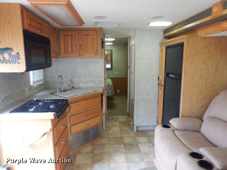 image for item IP9352 2005 Holiday Rambler Atlantis  RV