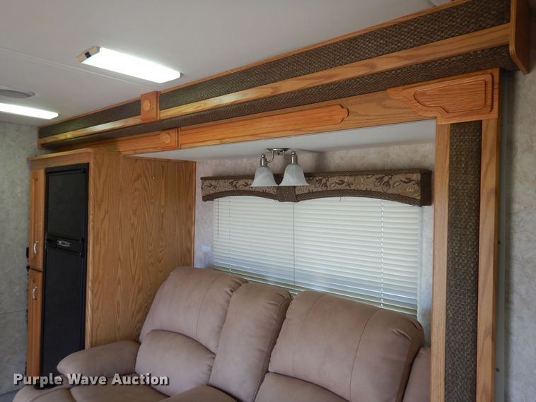 image for item IP9352 2005 Holiday Rambler Atlantis  RV