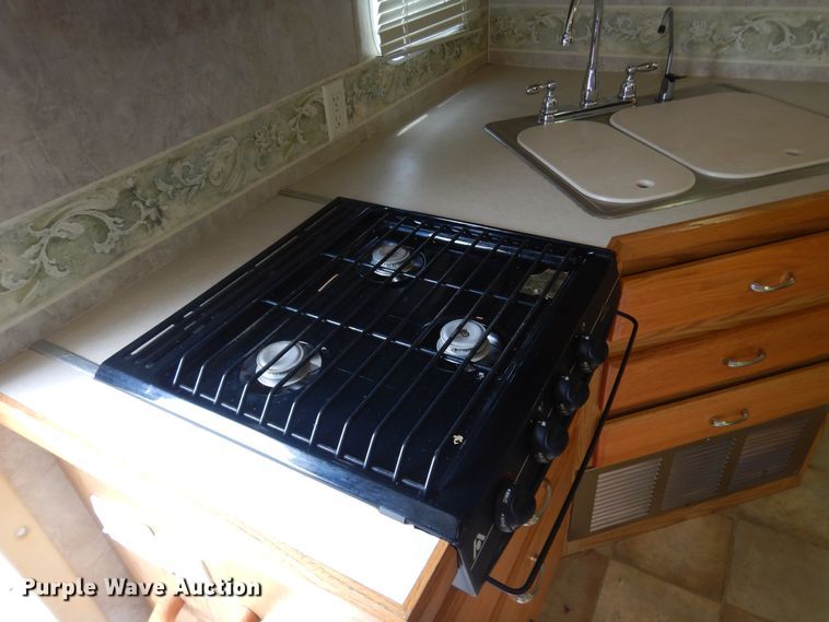 image for item IP9352 2005 Holiday Rambler Atlantis  RV