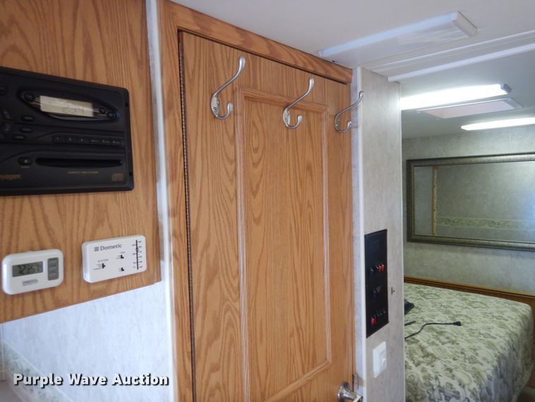 image for item IP9352 2005 Holiday Rambler Atlantis  RV