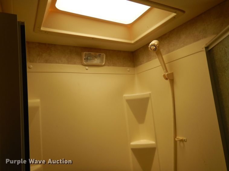 image for item IP9352 2005 Holiday Rambler Atlantis  RV