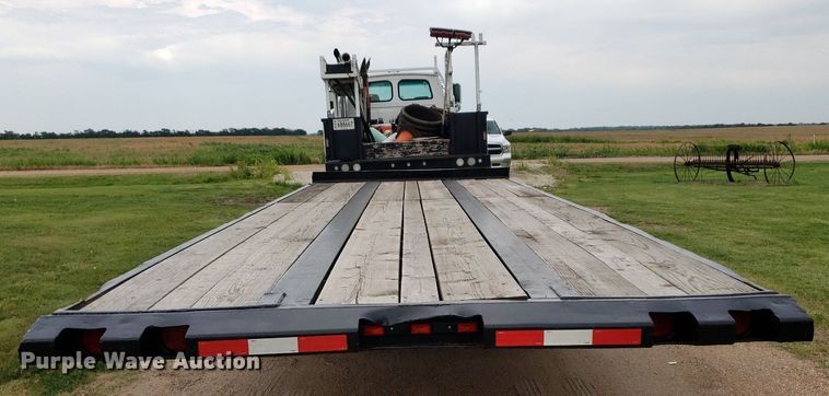 image for item IP9357 1989 Kalyn  tilt deck equipment trailer