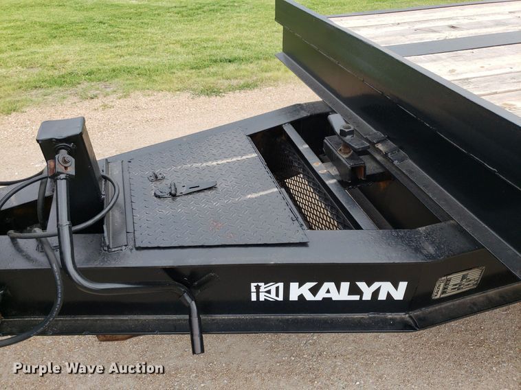 image for item IP9357 1989 Kalyn  tilt deck equipment trailer