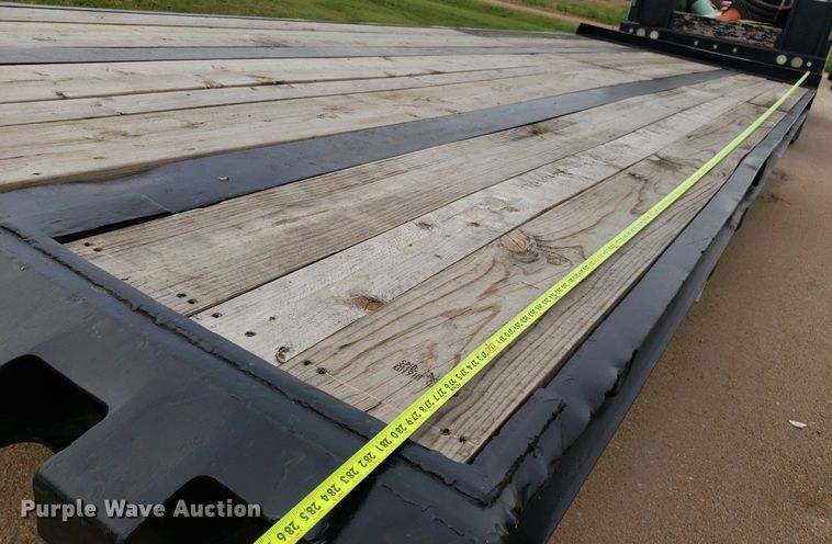 image for item IP9357 1989 Kalyn  tilt deck equipment trailer