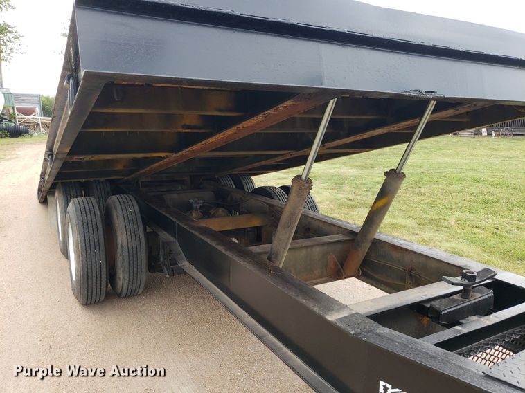 image for item IP9357 1989 Kalyn  tilt deck equipment trailer