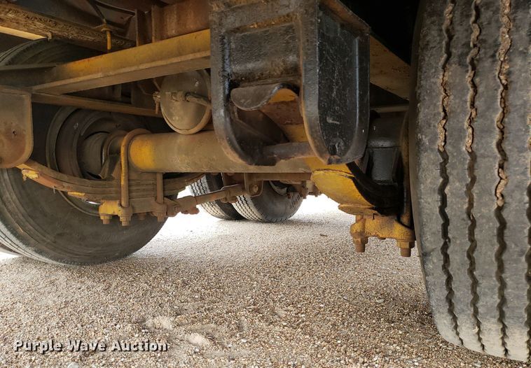 image for item IP9357 1989 Kalyn  tilt deck equipment trailer