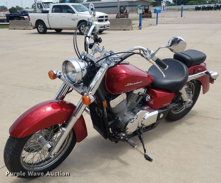 image for item IP9360 2015 Honda VT750C Shadow Aero  motorcycle