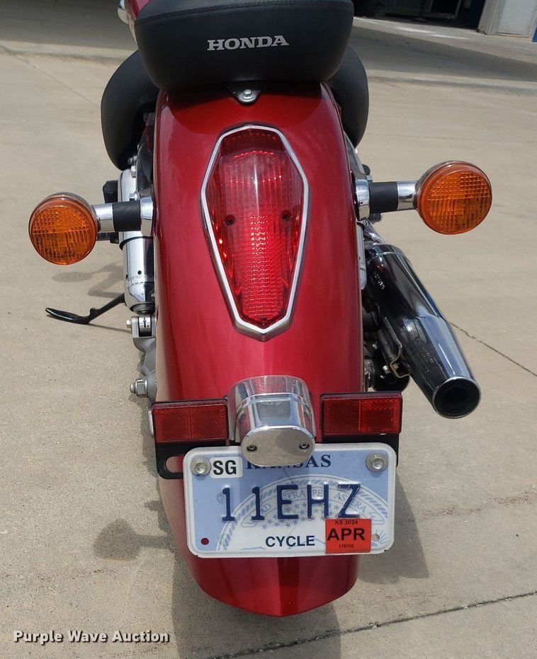 image for item IP9360 2015 Honda VT750C Shadow Aero  motorcycle