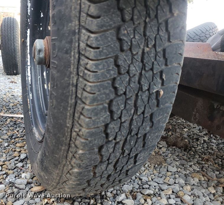 image for item IP9361 Car dolly