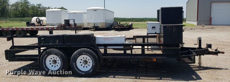 image for item IP9373 2000 Neal  utility trailer