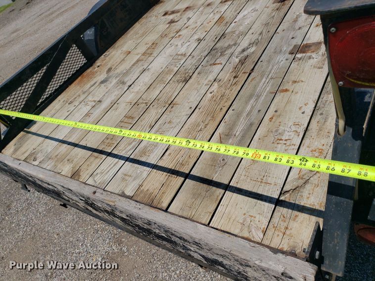 image for item IP9373 2000 Neal  utility trailer