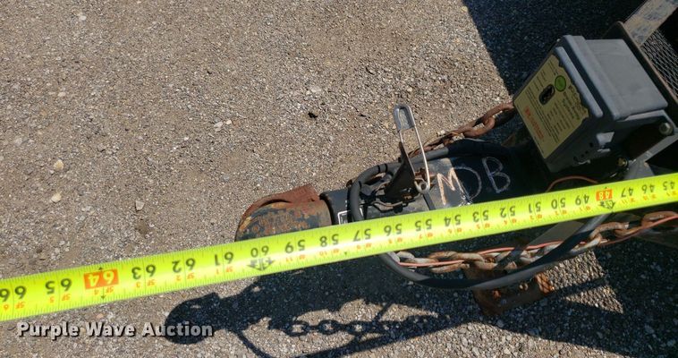 image for item IP9373 2000 Neal  utility trailer