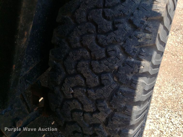 image for item IP9373 2000 Neal  utility trailer