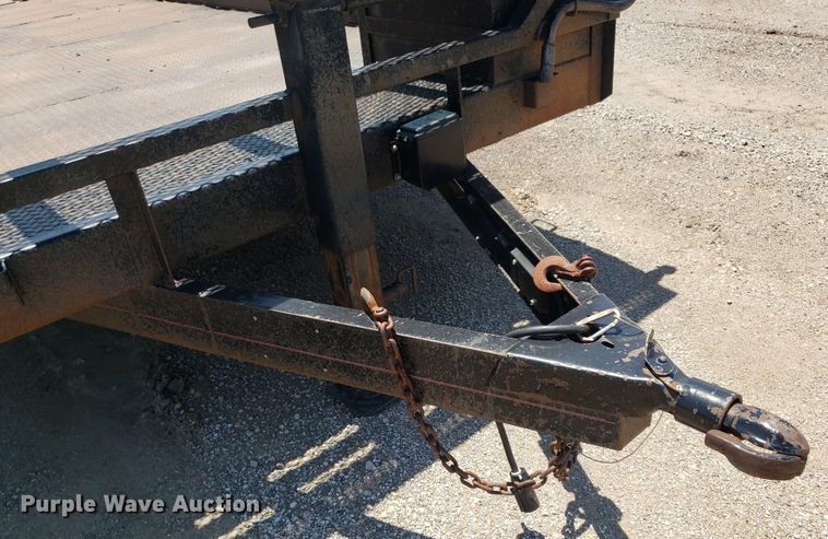 image for item IP9374 2000 PJ  equipment trailer