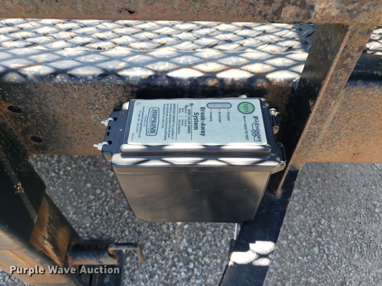 image for item IP9374 2000 PJ  equipment trailer