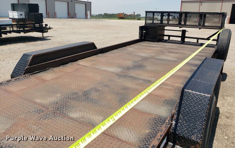 image for item IP9374 2000 PJ  equipment trailer