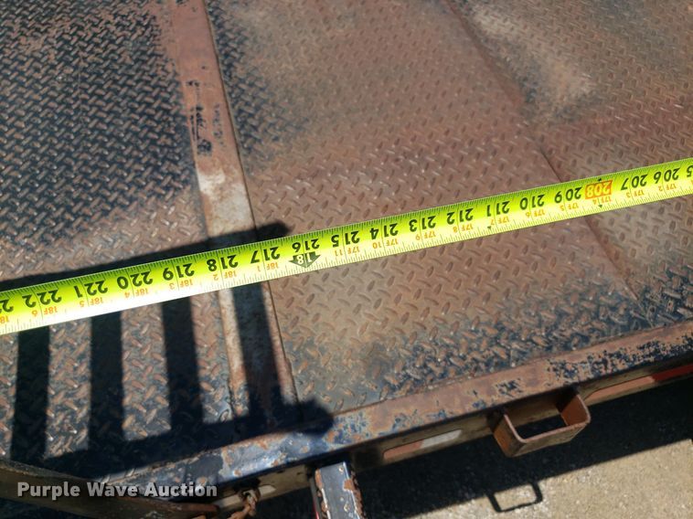 image for item IP9374 2000 PJ  equipment trailer