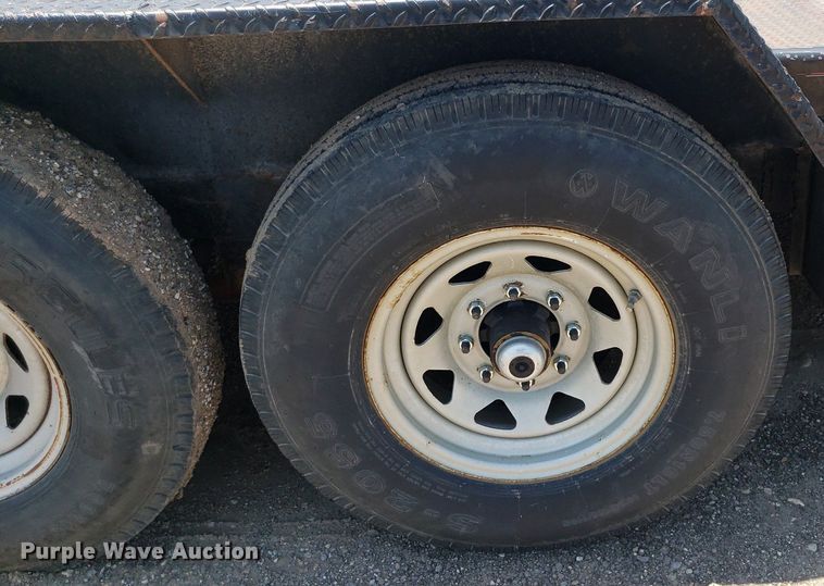 image for item IP9374 2000 PJ  equipment trailer