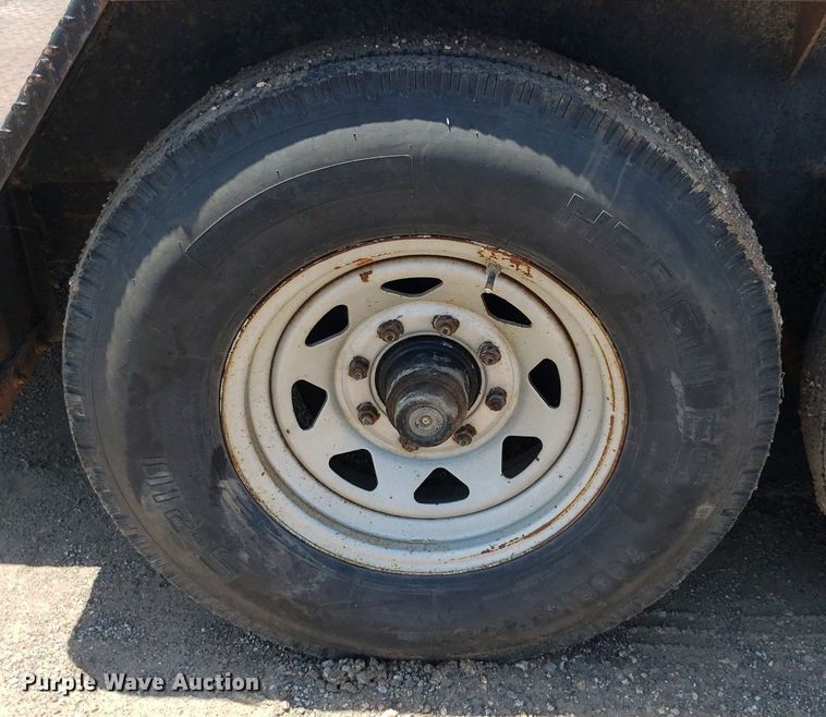 image for item IP9374 2000 PJ  equipment trailer