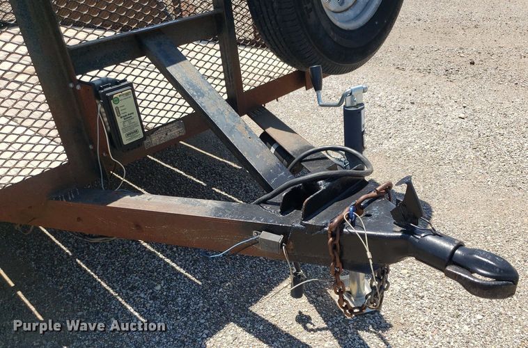 image for item IP9375 2001 ACT  utility trailer