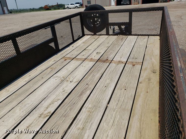 image for item IP9375 2001 ACT  utility trailer