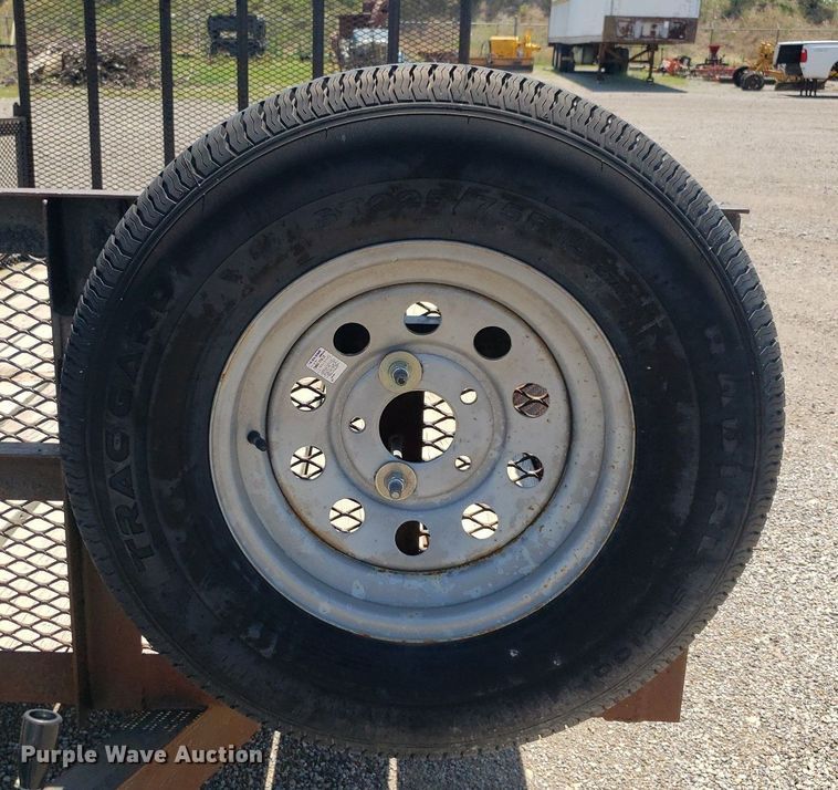 image for item IP9375 2001 ACT  utility trailer