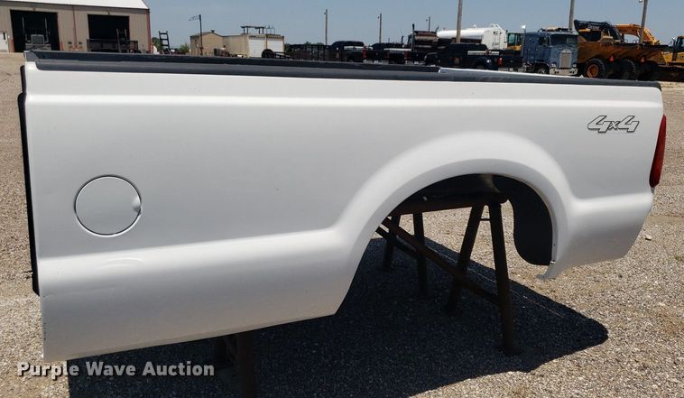 image for item IP9376 8' Ford truck bed