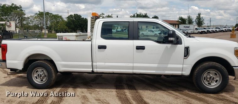 image for item IP9386 2018 Ford F250 Super Duty  Crew Cab pickup truck
