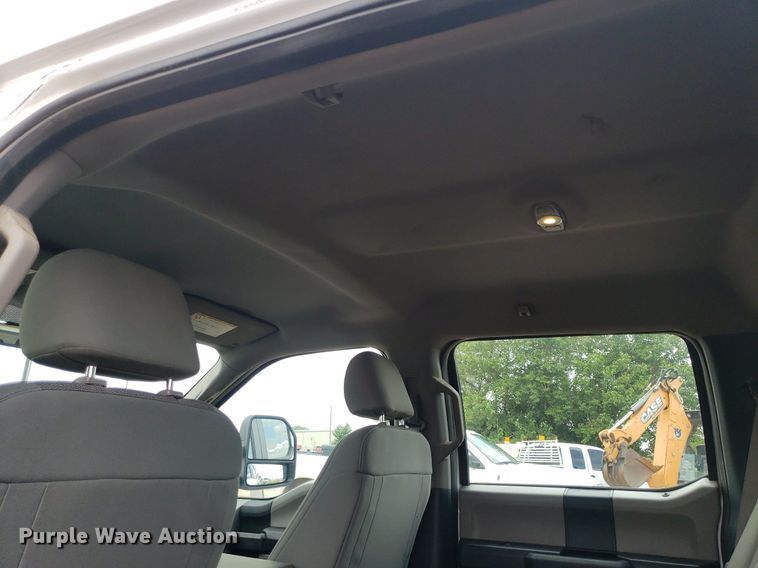 image for item IP9386 2018 Ford F250 Super Duty  Crew Cab pickup truck