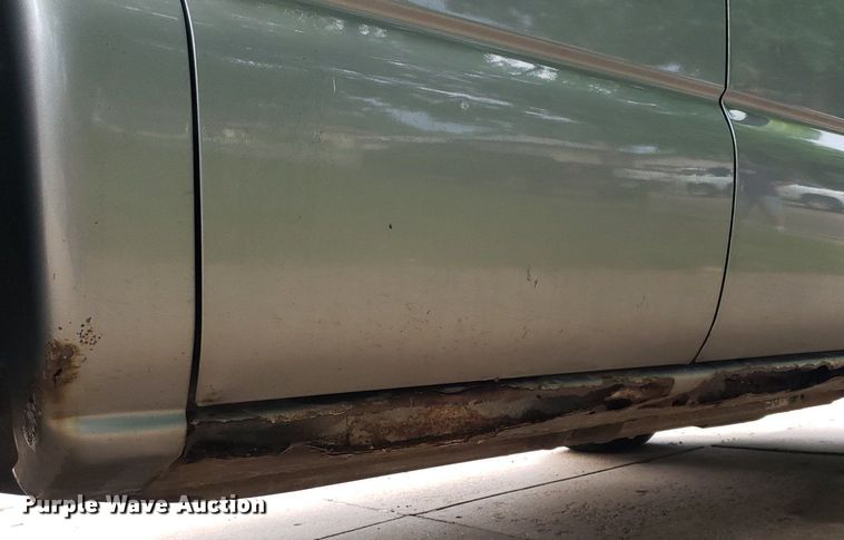 image for item IP9387 2006  Chevrolet Silverado 1500  Ext. Cab pickup truck