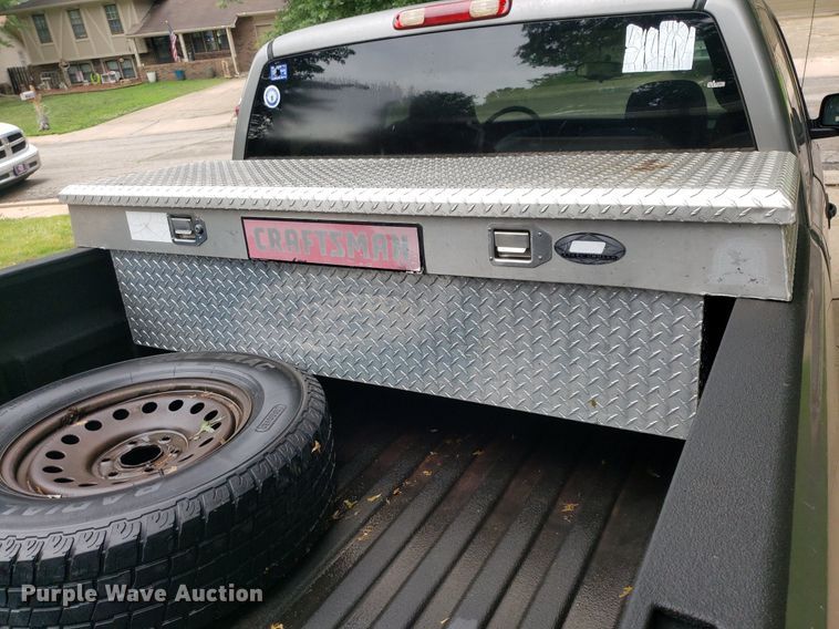 image for item IP9387 2006  Chevrolet Silverado 1500  Ext. Cab pickup truck