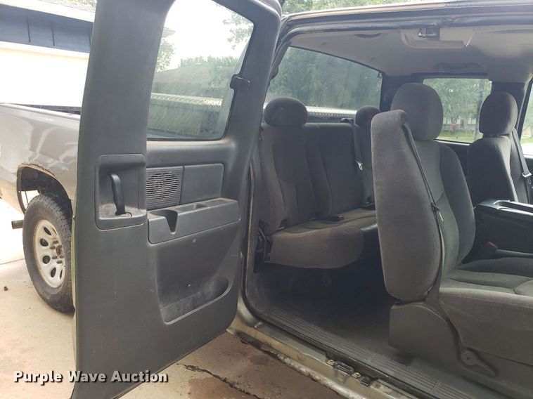image for item IP9387 2006  Chevrolet Silverado 1500  Ext. Cab pickup truck