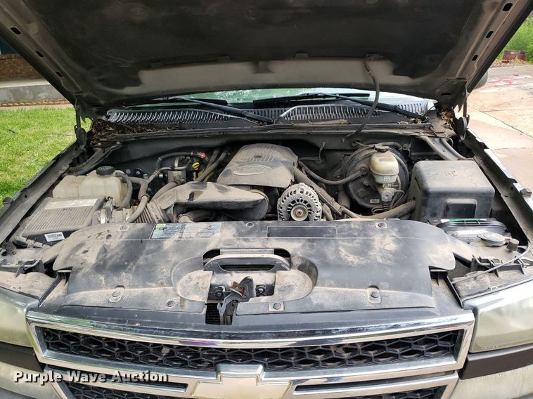 image for item IP9387 2006  Chevrolet Silverado 1500  Ext. Cab pickup truck