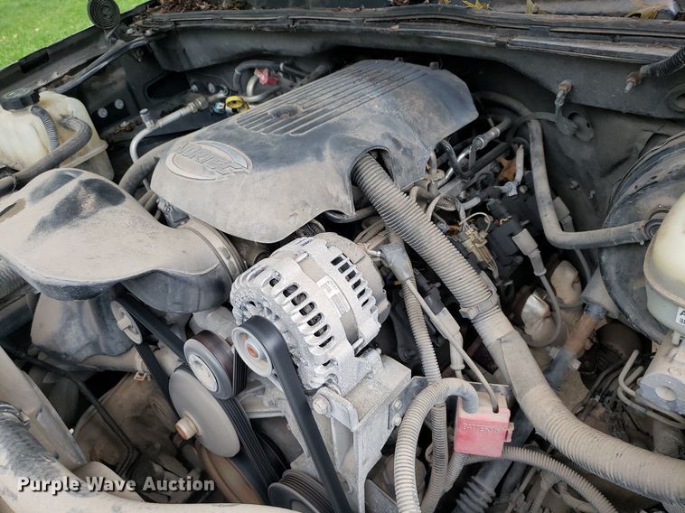 image for item IP9387 2006  Chevrolet Silverado 1500  Ext. Cab pickup truck