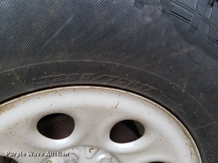 image for item IP9387 2006  Chevrolet Silverado 1500  Ext. Cab pickup truck