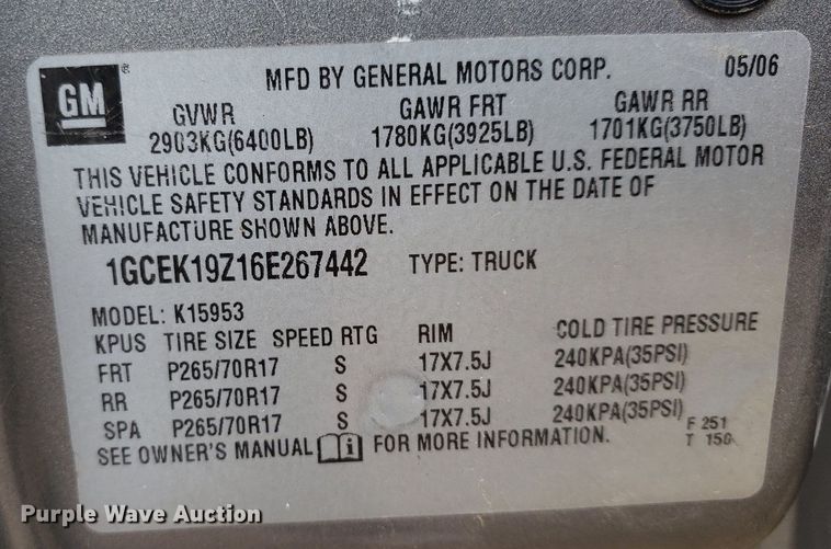 image for item IP9387 2006  Chevrolet Silverado 1500  Ext. Cab pickup truck