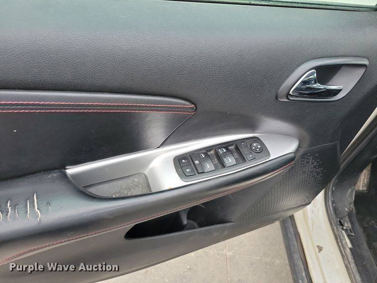 image for item JO9124 2012 Dodge Journey  SUV