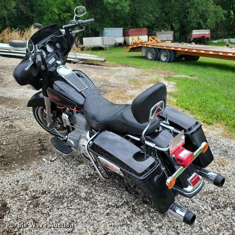 image for item JO9272 2006 Harley Davidson Electra Glide  motorcycle