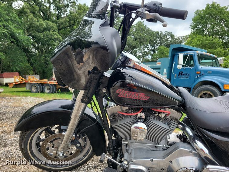 image for item JO9272 2006 Harley Davidson Electra Glide  motorcycle