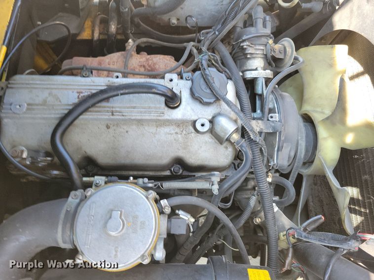 image for item JO9281 Yale GLC030AENUAE083  forklift