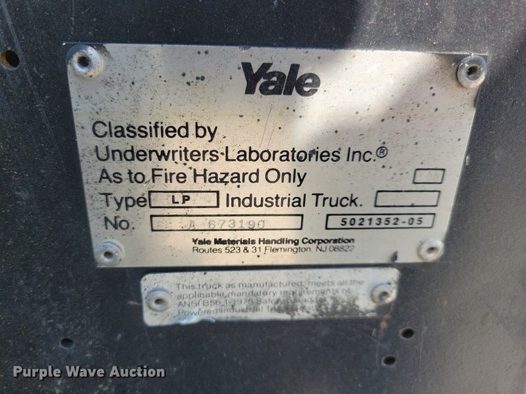 image for item JO9281 Yale GLC030AENUAE083  forklift