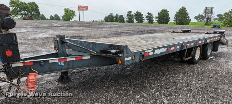 image for item KB9423 2012 Towmaster Big Tow B-12  equipment trailer