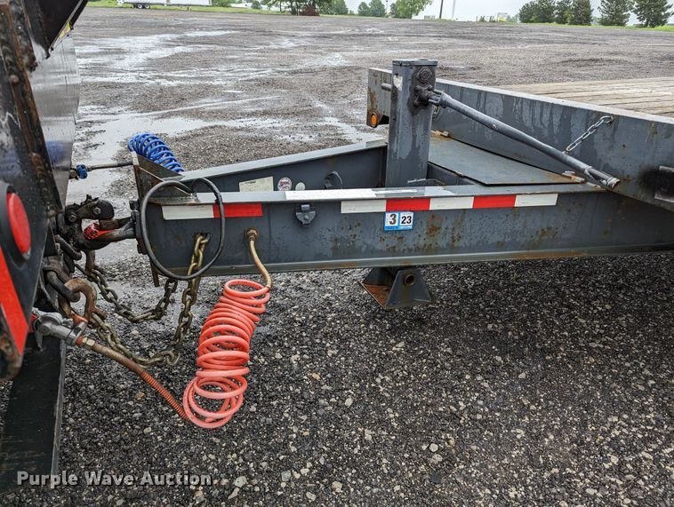 image for item KB9423 2012 Towmaster Big Tow B-12  equipment trailer