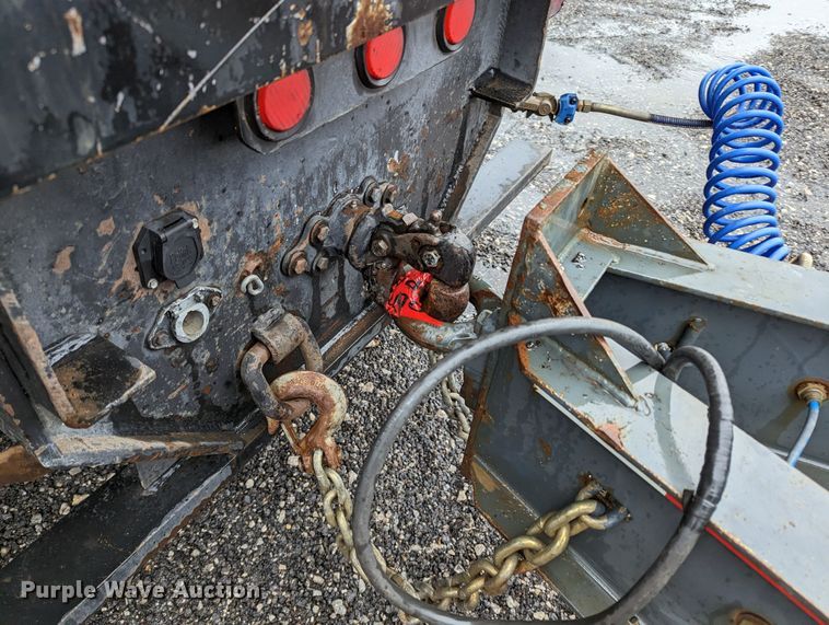 image for item KB9423 2012 Towmaster Big Tow B-12  equipment trailer