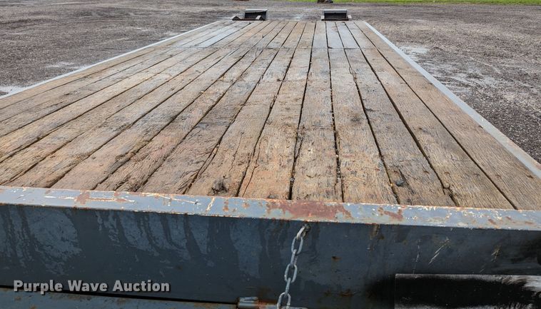 image for item KB9423 2012 Towmaster Big Tow B-12  equipment trailer